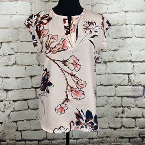 🦊Ivanka Trump floral blouse size small